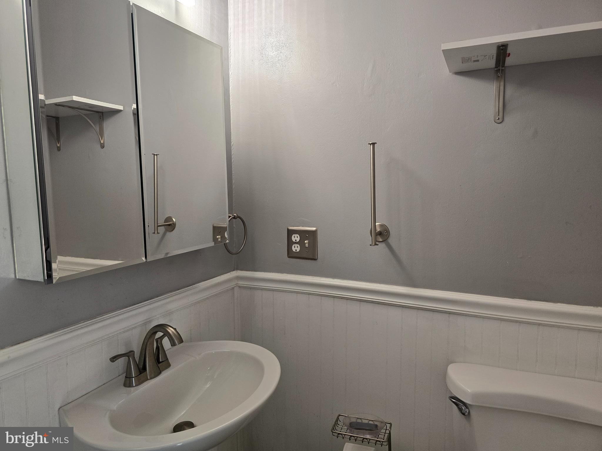 HAMPSTEAD VILLAGE - Residential Lease