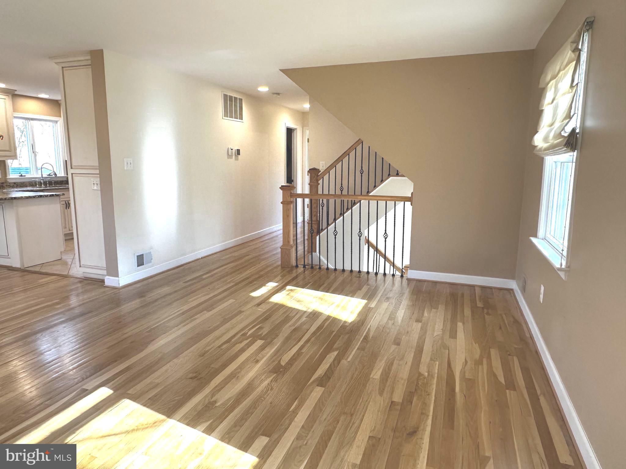 FOXHALL - Residential Lease