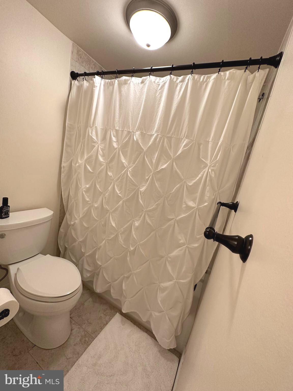 FOXHALL - Residential Lease