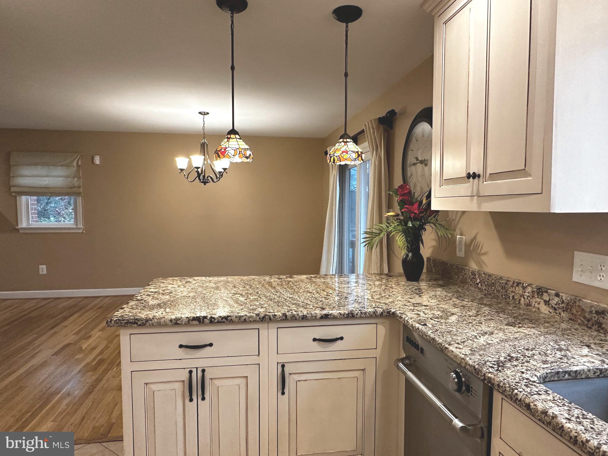 FOXHALL - Residential Lease