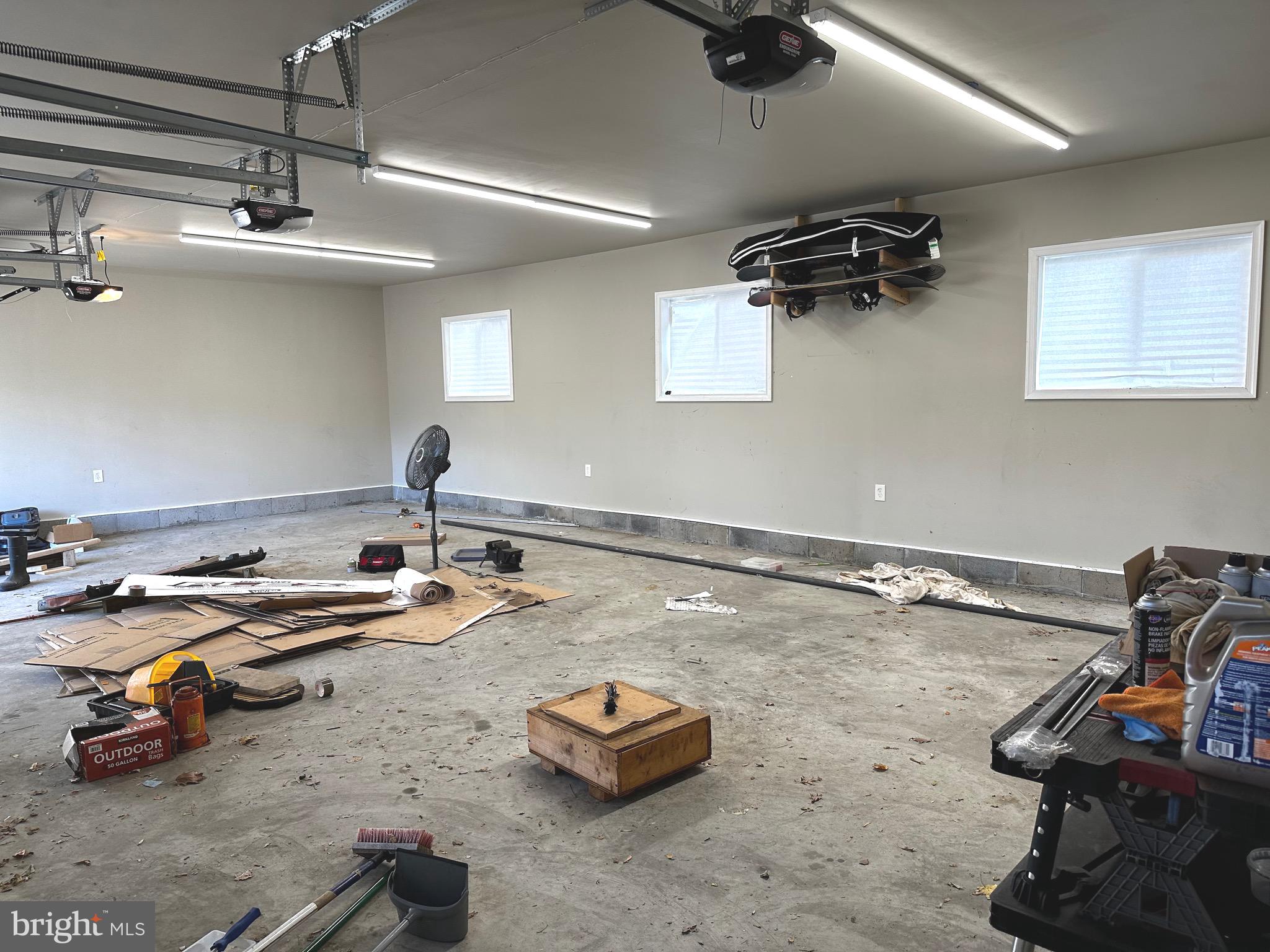 FOXHALL - Residential Lease