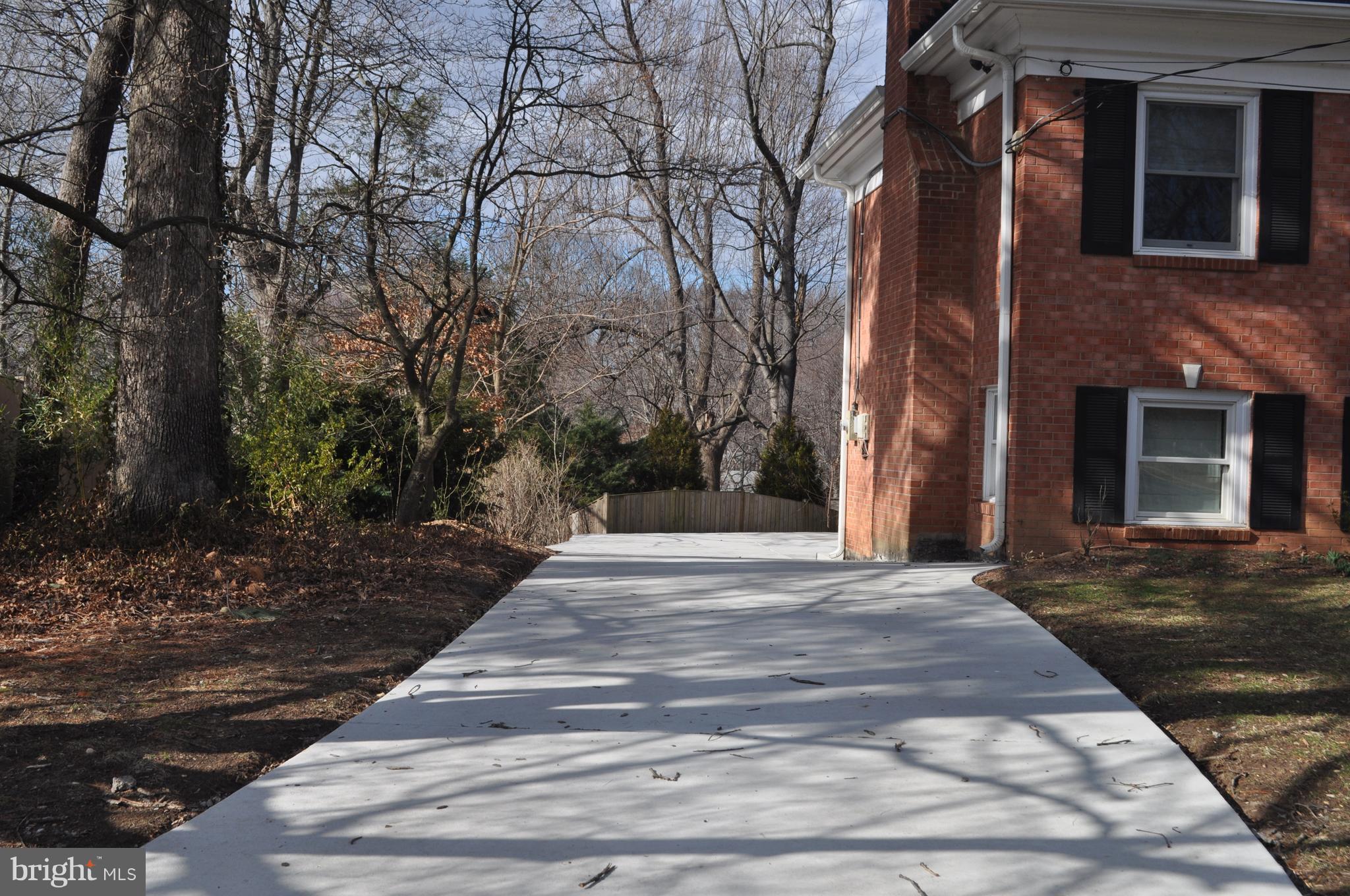 FOXHALL - Residential Lease