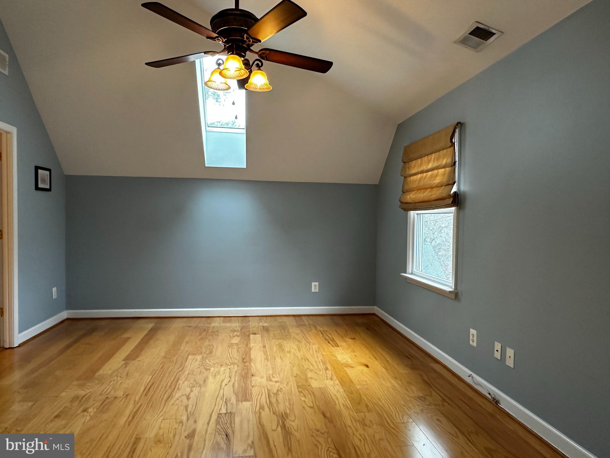 FOXHALL - Residential Lease