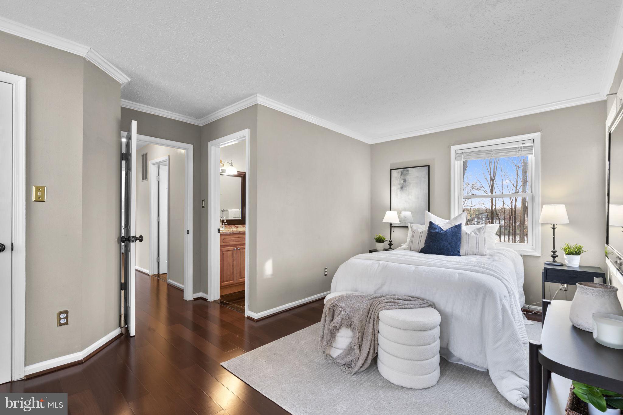 VILLAGE OF OWEN BROWN - Residential