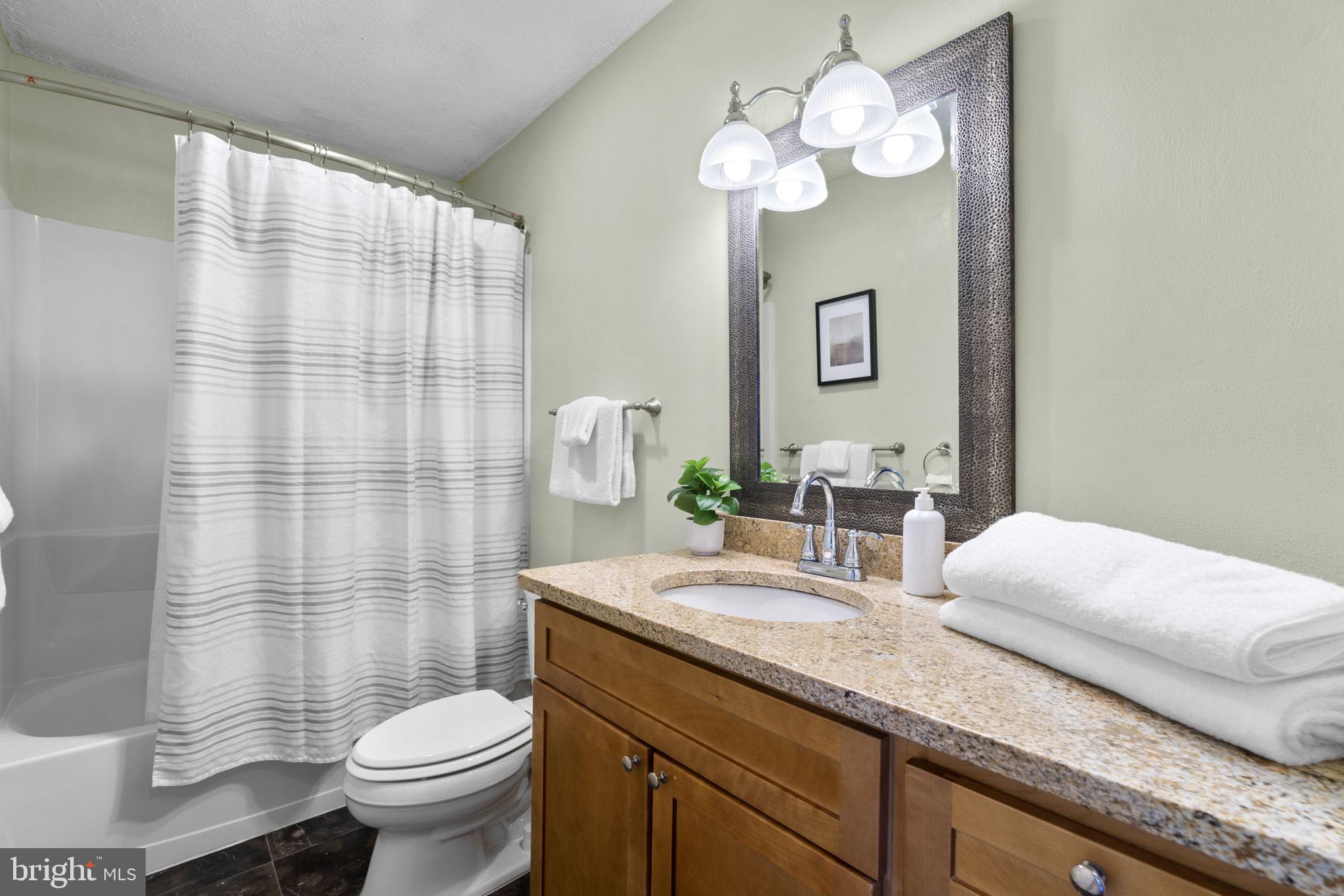 VILLAGE OF OWEN BROWN - Residential