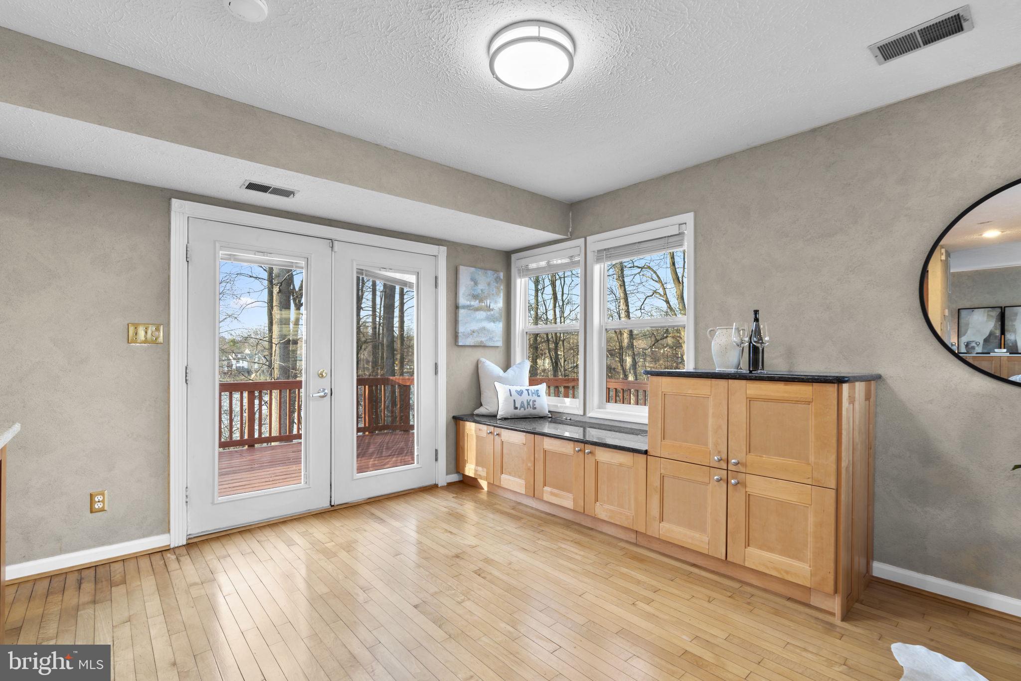 7254 RIDING HOOD CIRCLE