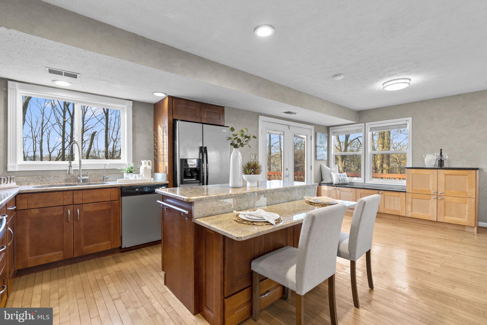 VILLAGE OF OWEN BROWN - Residential