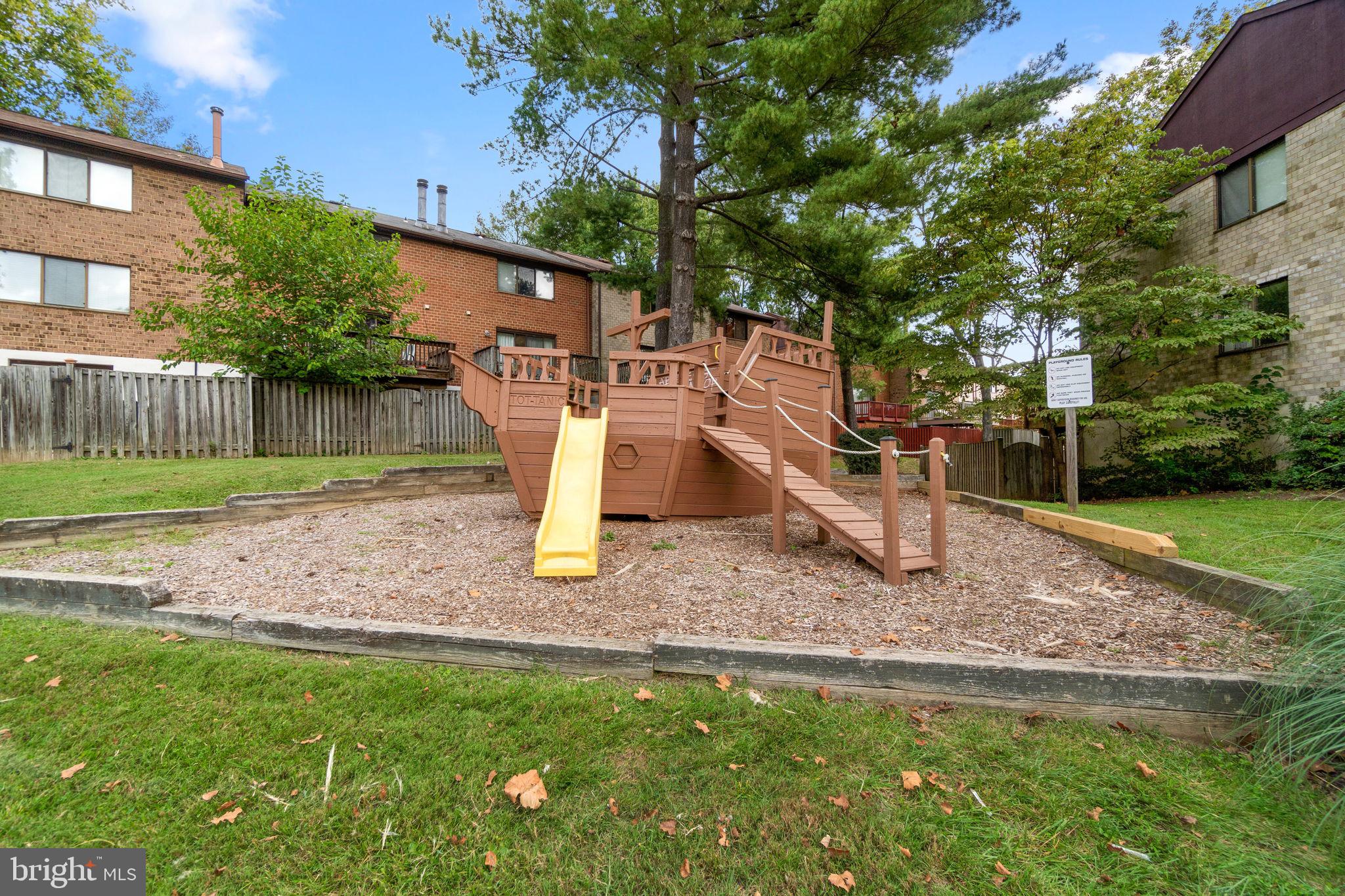 VILLAGE OF OWEN BROWN - Residential