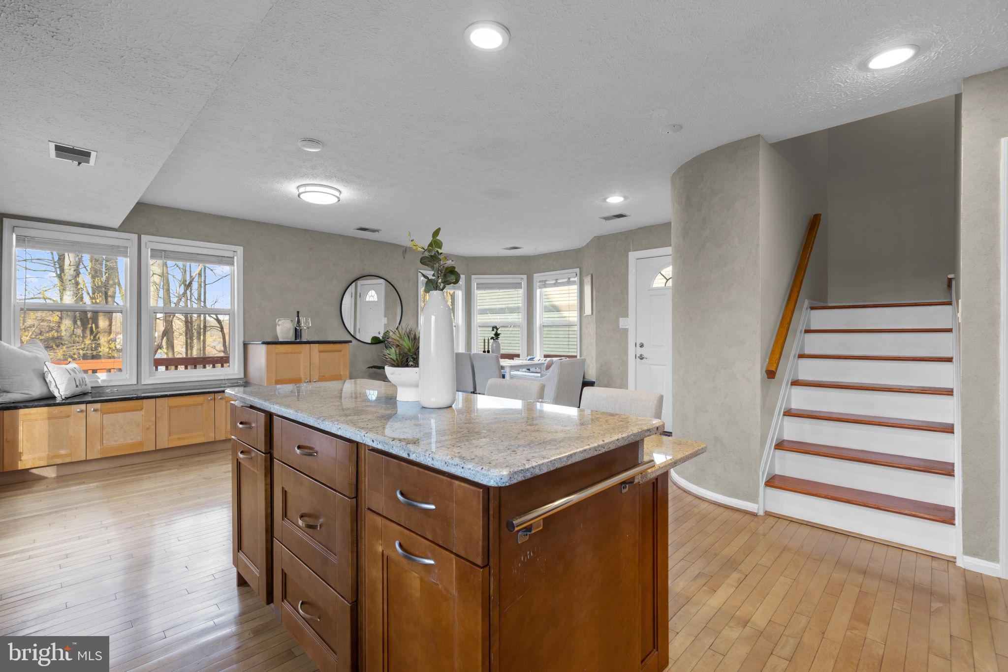 VILLAGE OF OWEN BROWN - Residential