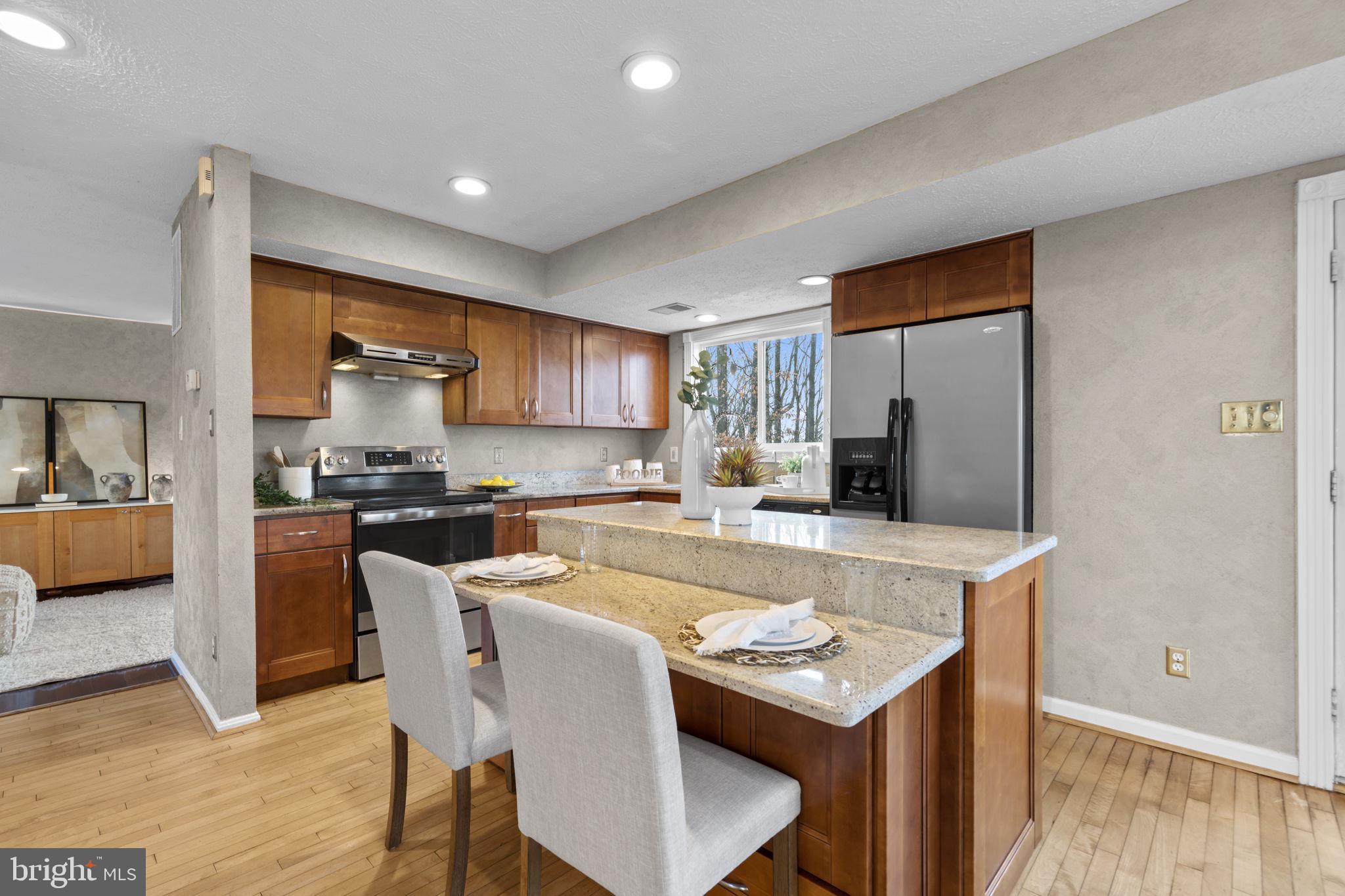 VILLAGE OF OWEN BROWN - Residential