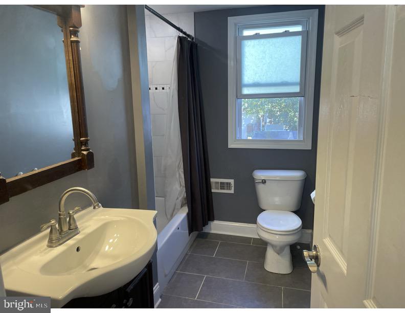 FISHTOWN - Residential Lease