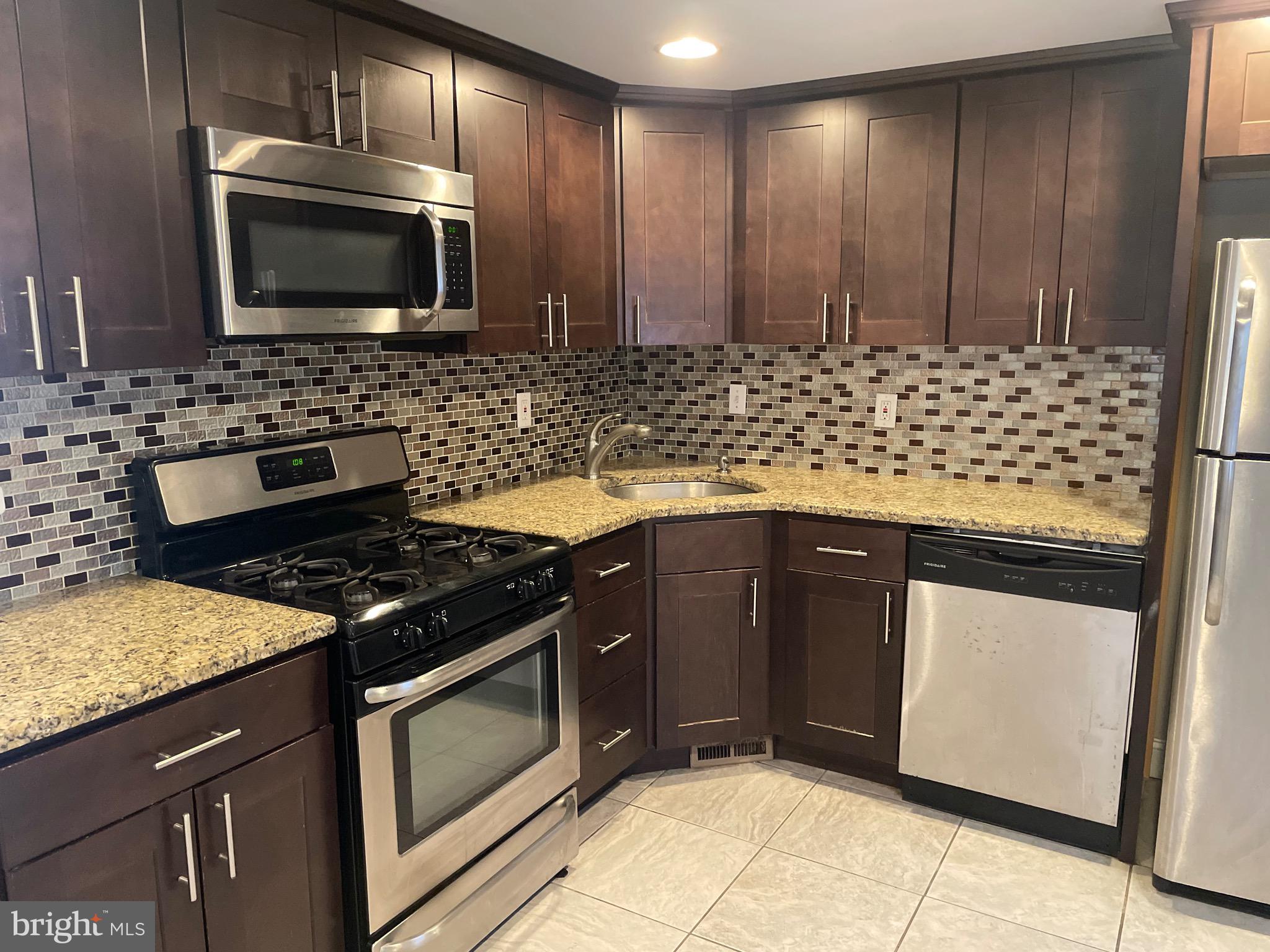 FISHTOWN - Residential Lease