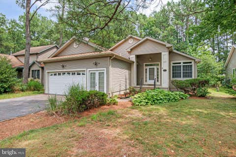 Homes For Sale - 62 Martinique Circle<br/> OCEAN PINES, MD 21811
