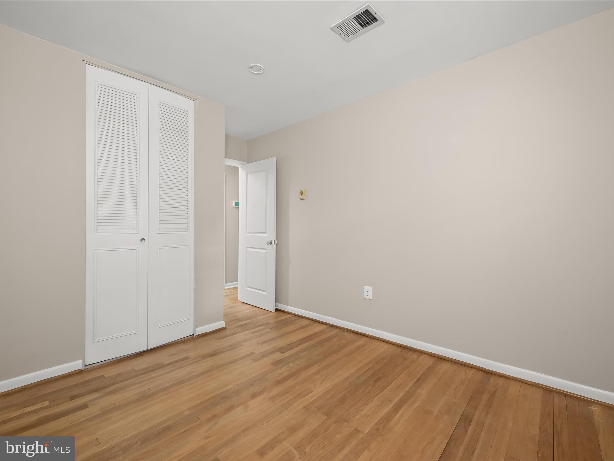 SUNRISE BEACH - Residential