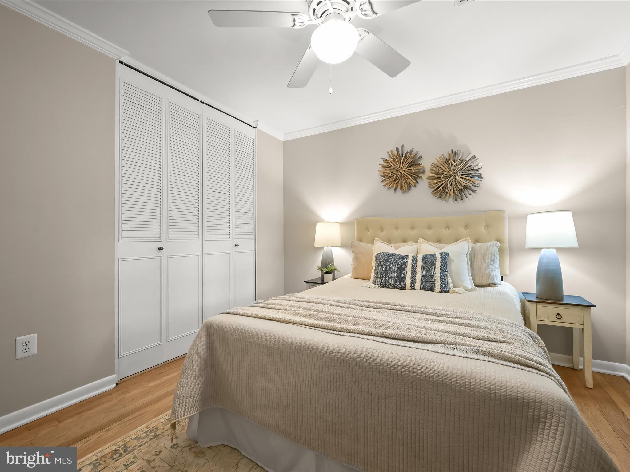 SUNRISE BEACH - Residential