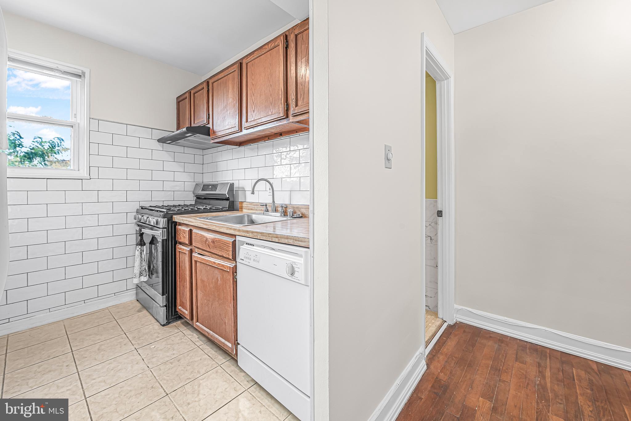 PARK PLACE CONDOMINIUMS - Residential