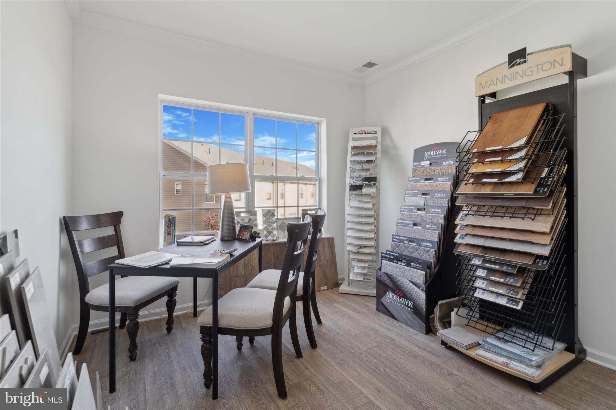 RADCLIFFE COURT - Residential