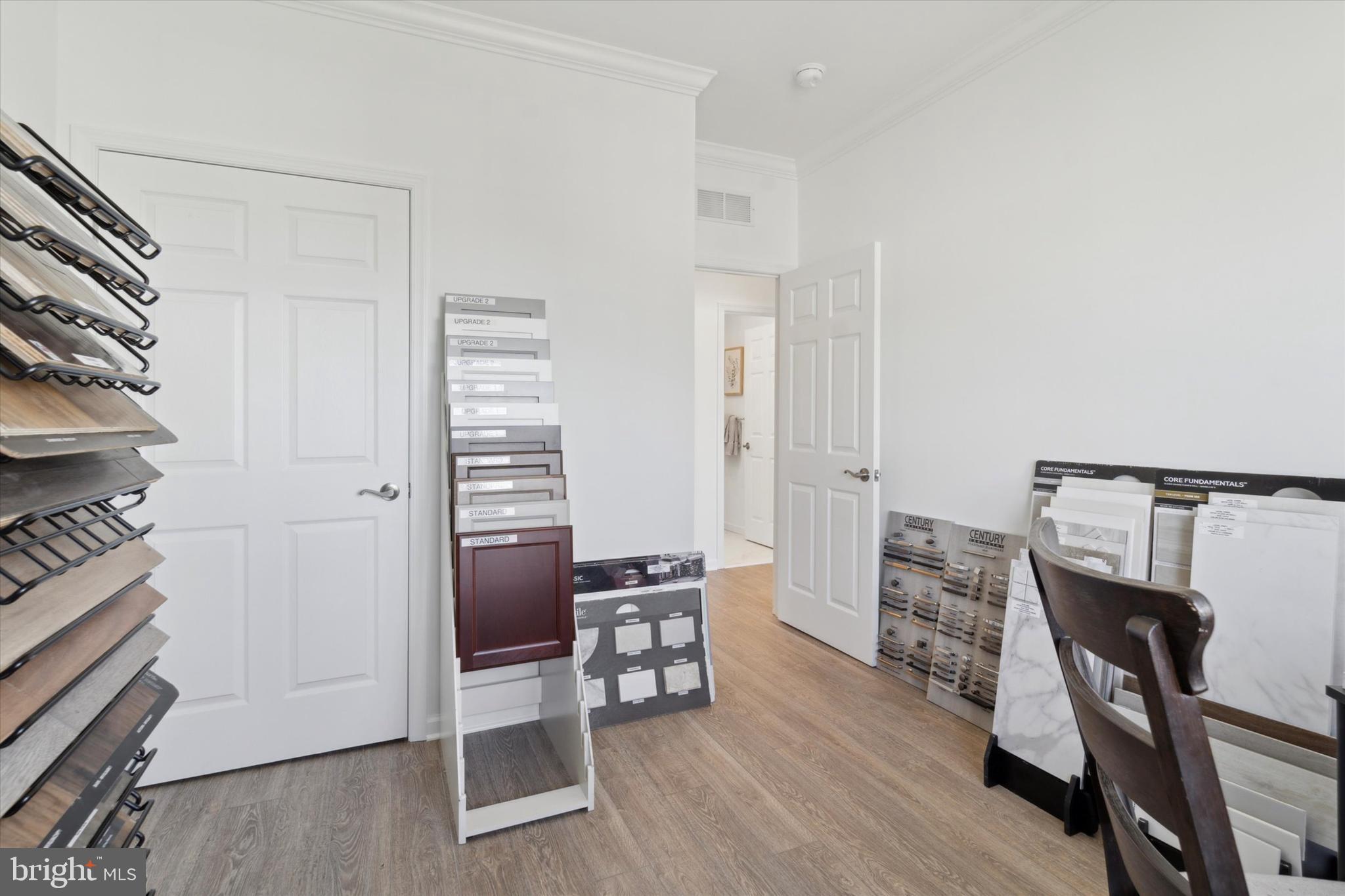 RADCLIFFE COURT - Residential