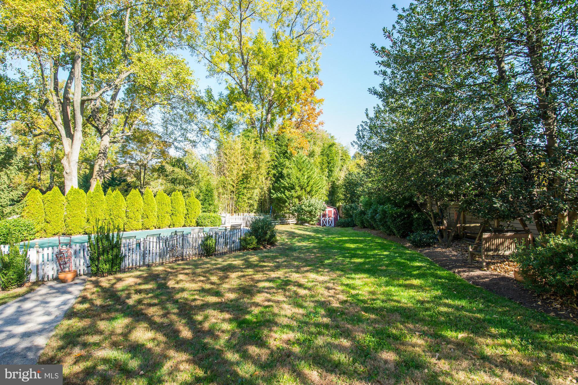 BRADLEY HILLS - Residential