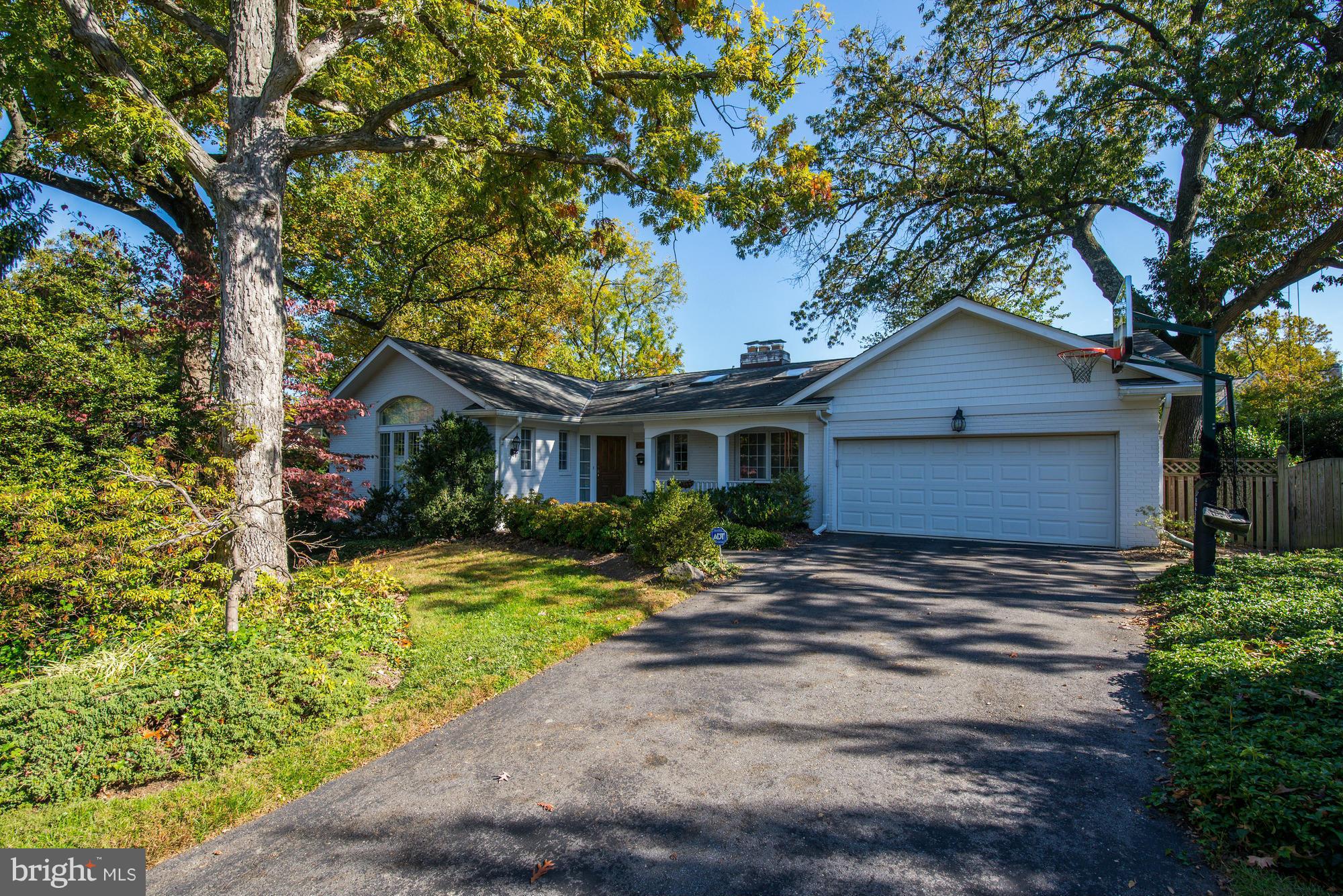 BRADLEY HILLS - Residential