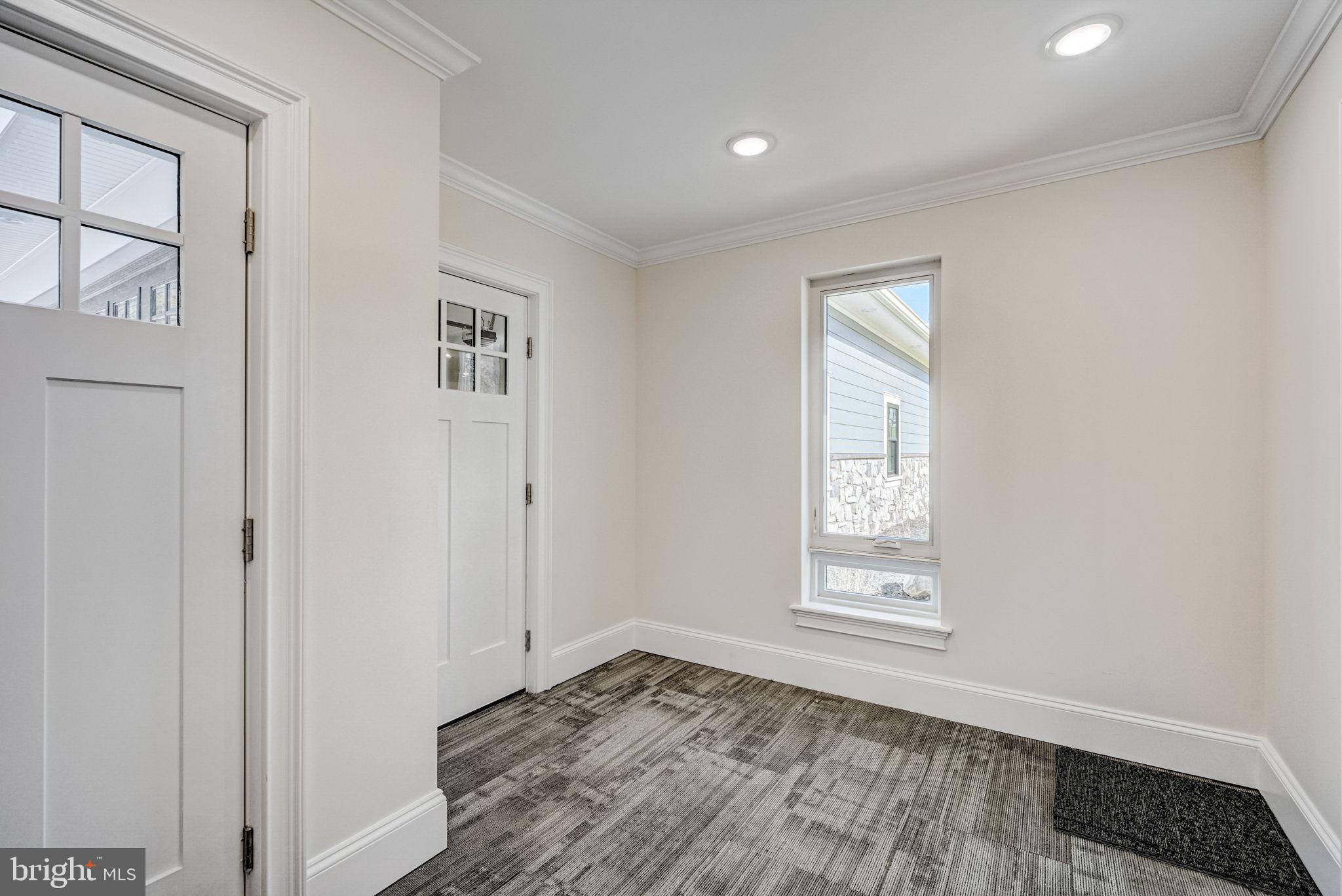 COLD POINT - Residential