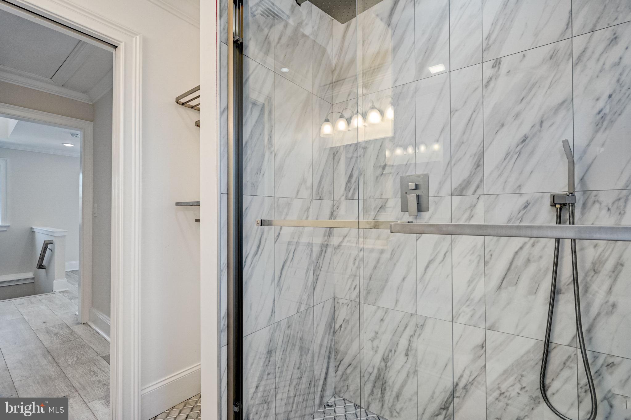 COLD POINT - Residential