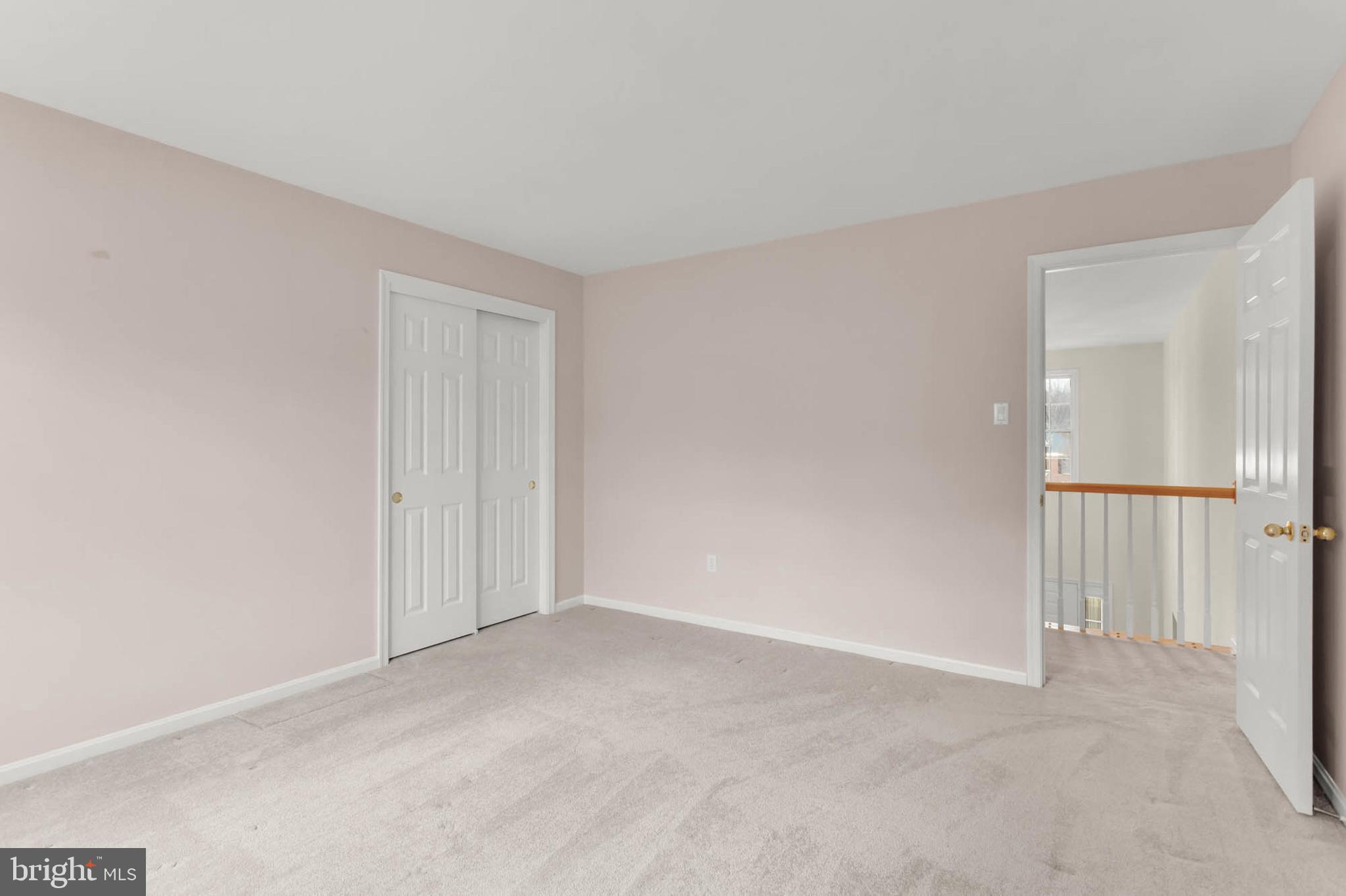 VILLAGE OF RIVER HILL - Residential