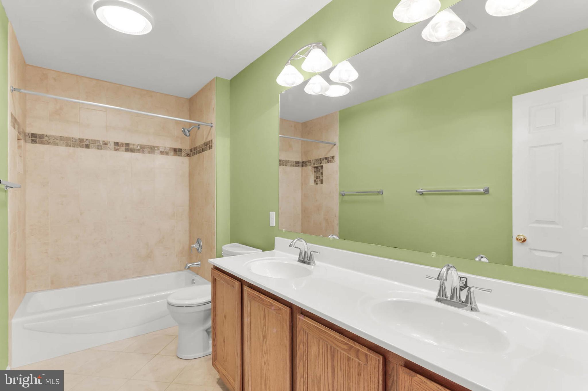 VILLAGE OF RIVER HILL - Residential