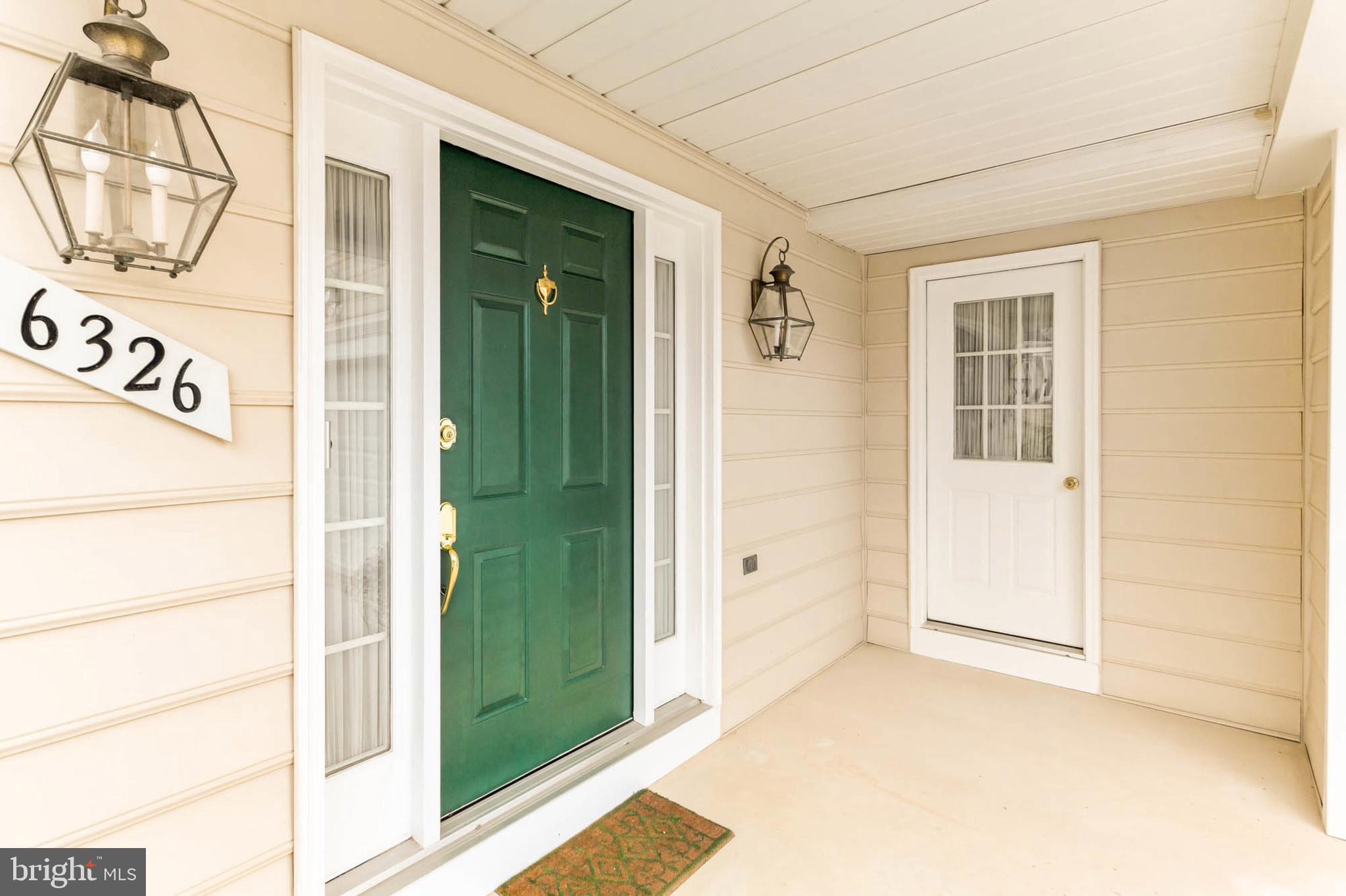 VILLAGE OF RIVER HILL - Residential