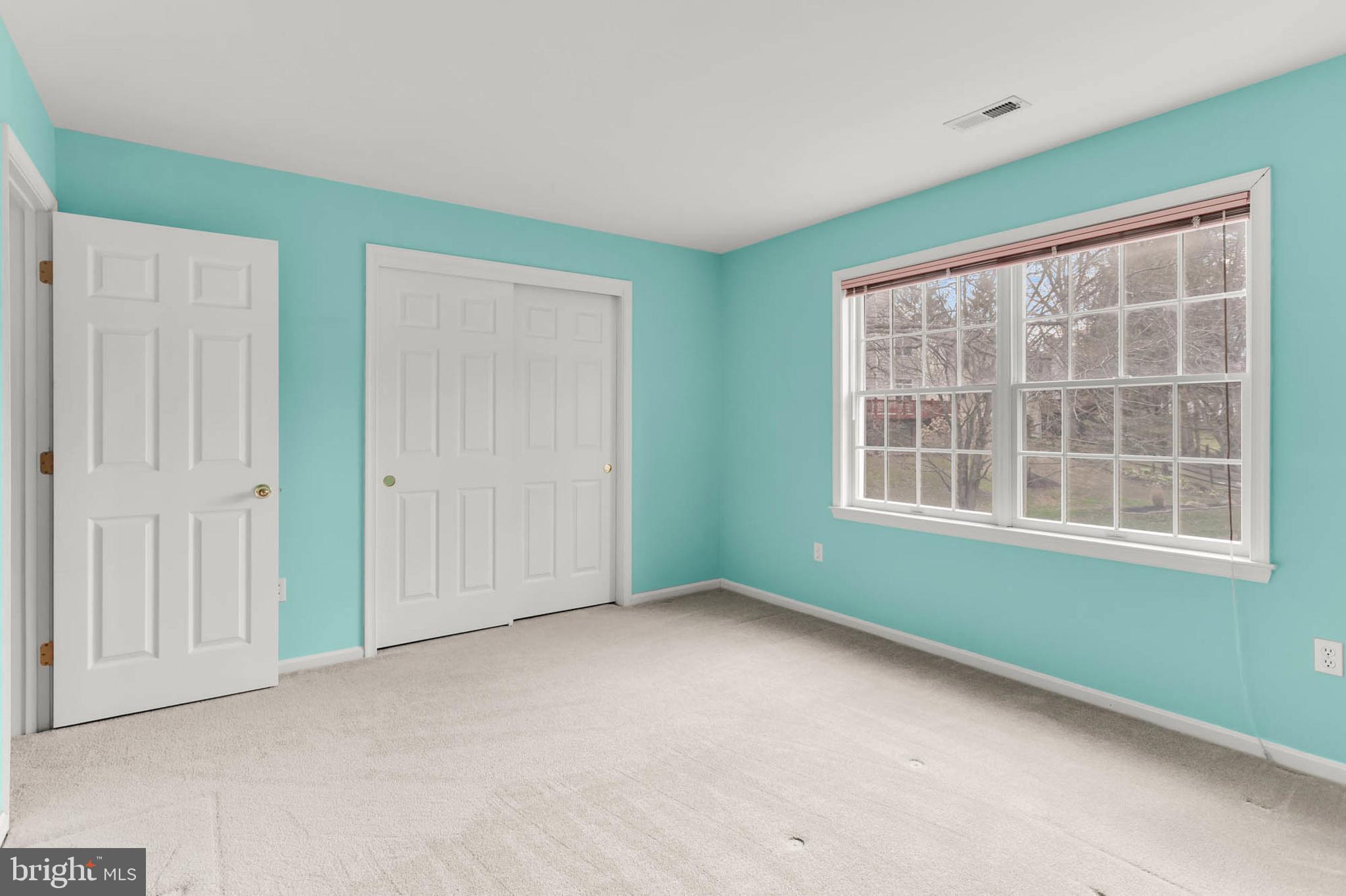 VILLAGE OF RIVER HILL - Residential