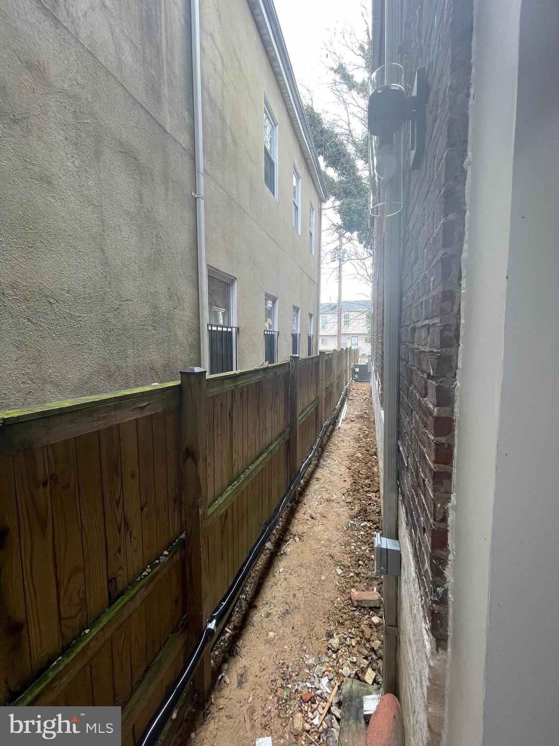 OLIVER - Residential Lease