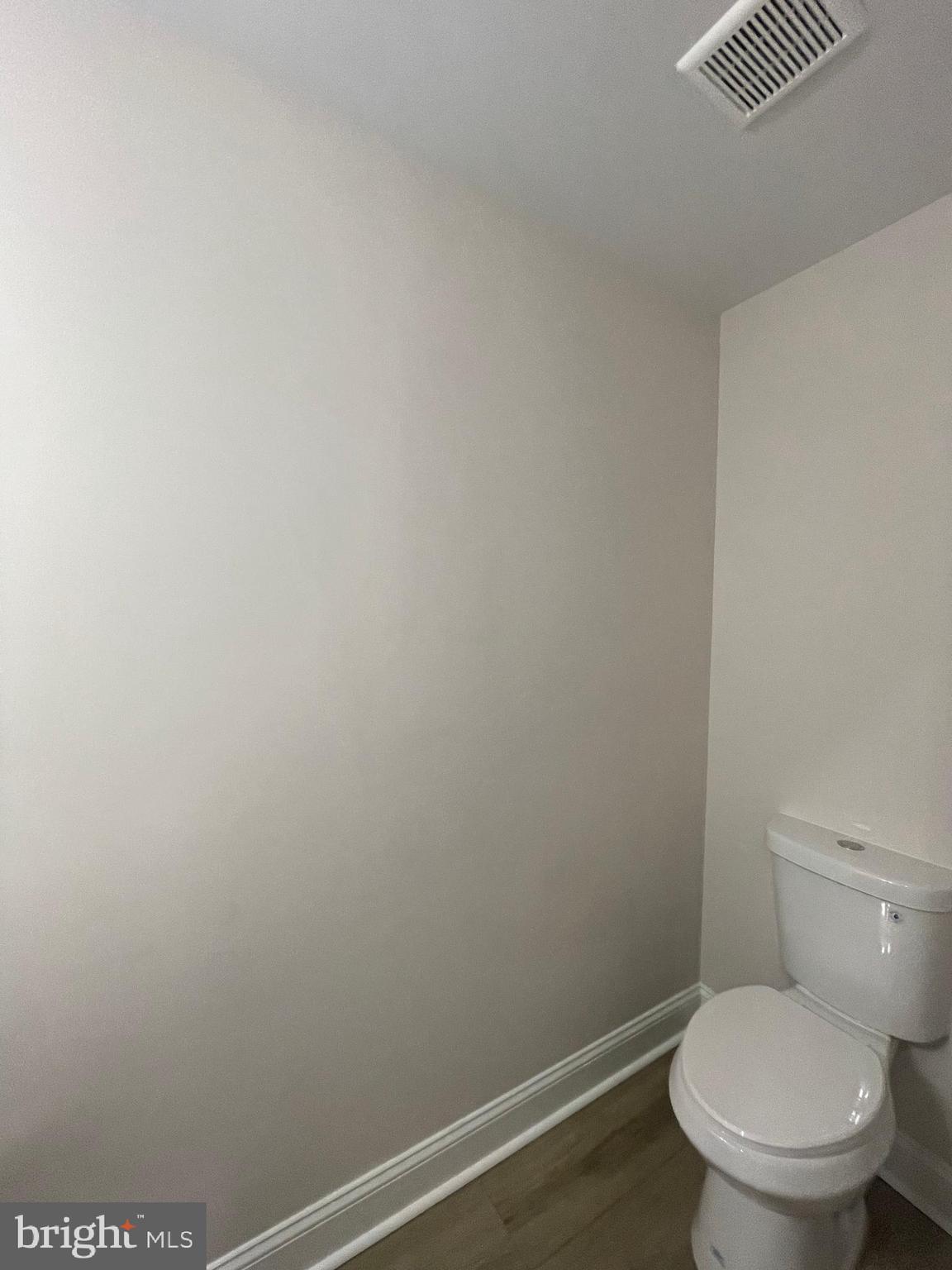 OLIVER - Residential Lease