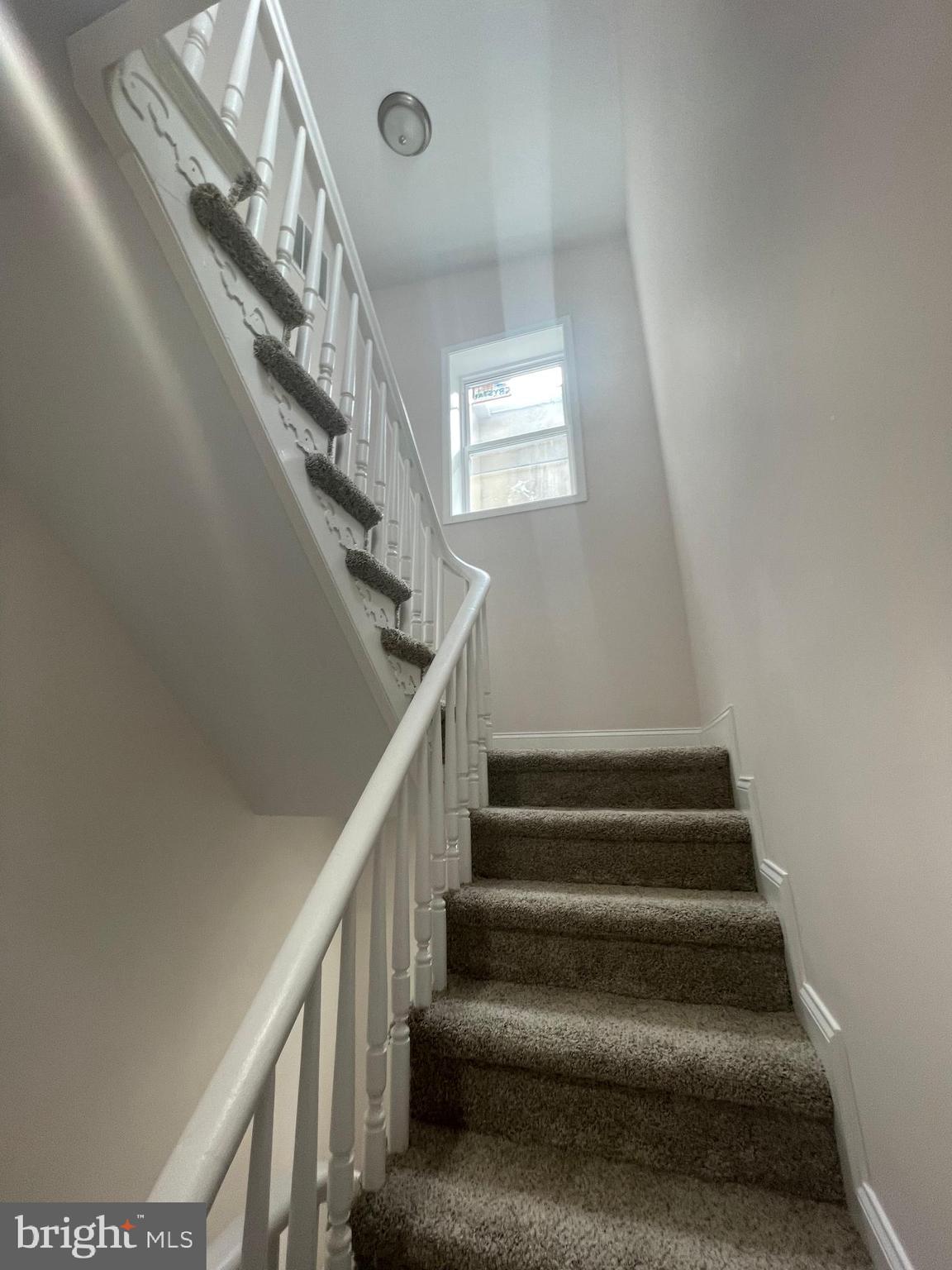 OLIVER - Residential Lease