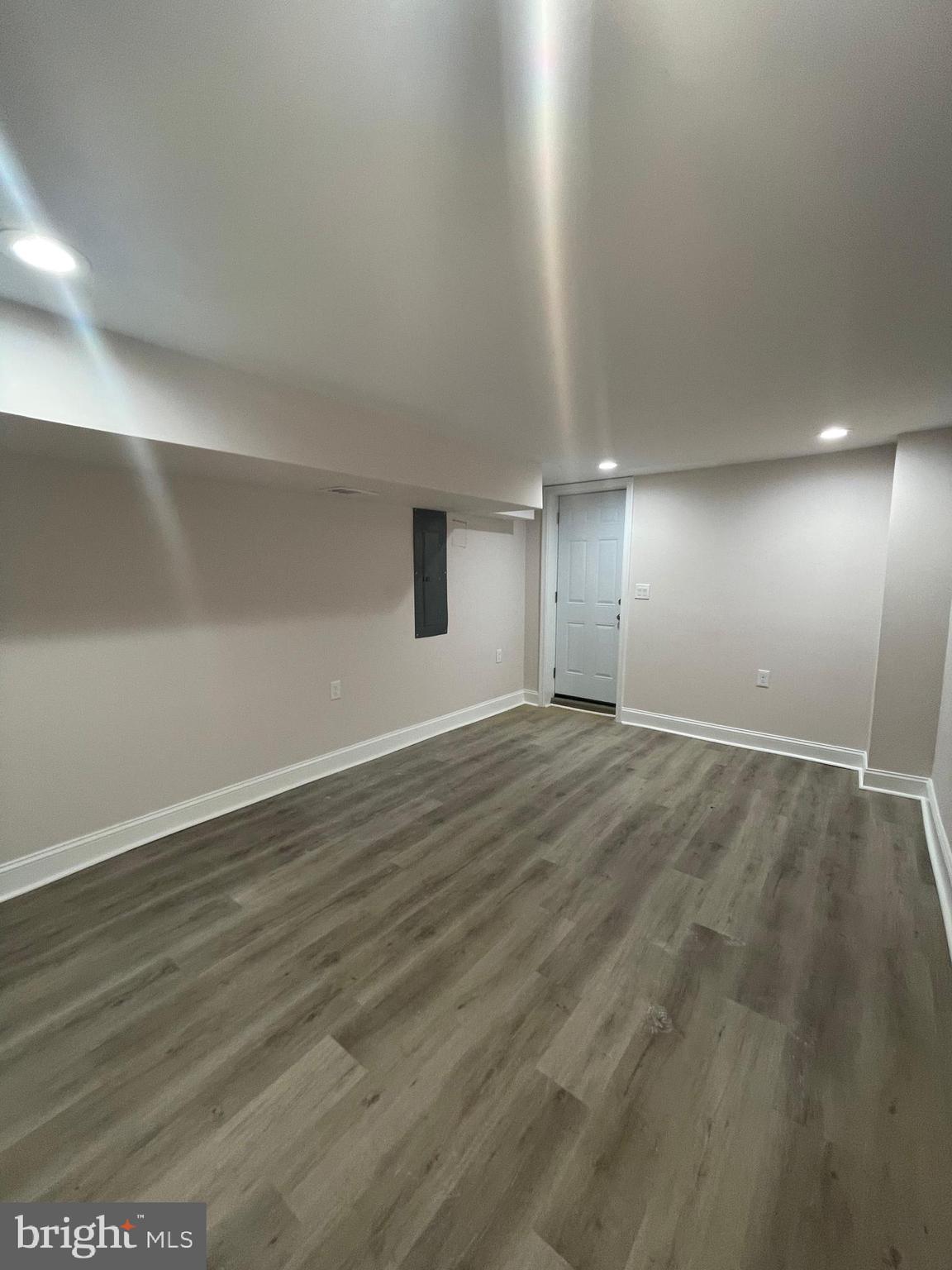 OLIVER - Residential Lease