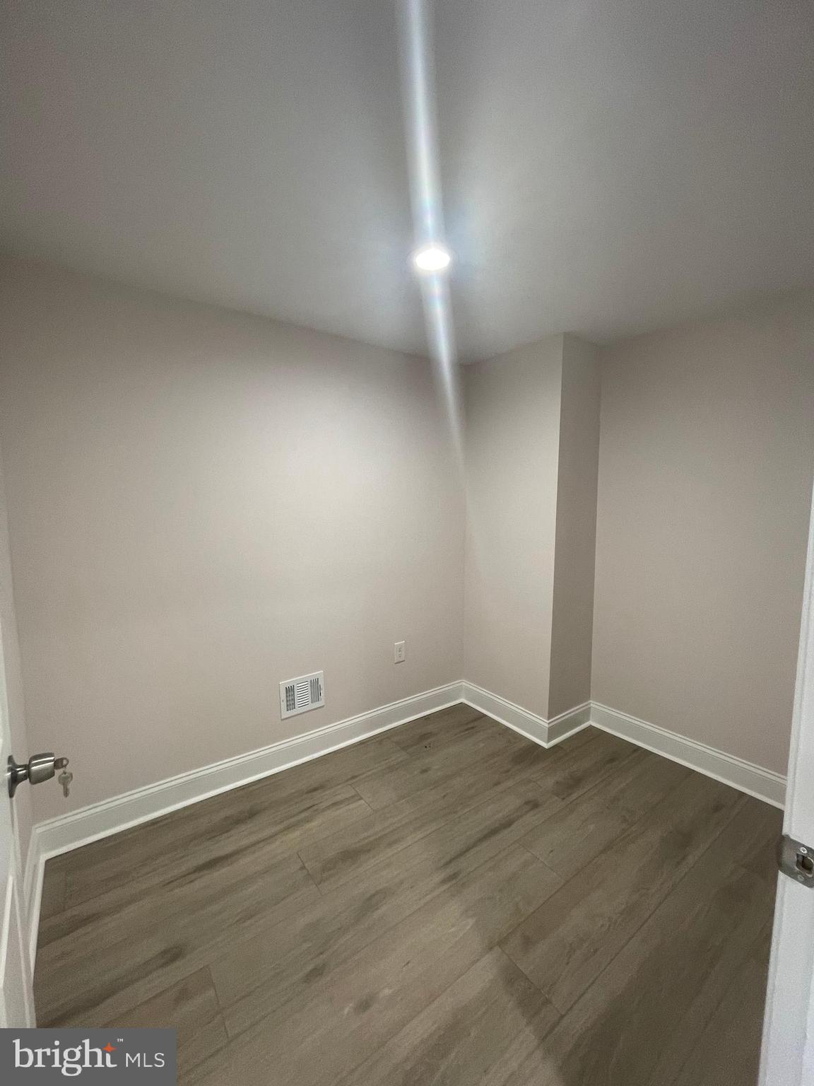 OLIVER - Residential Lease