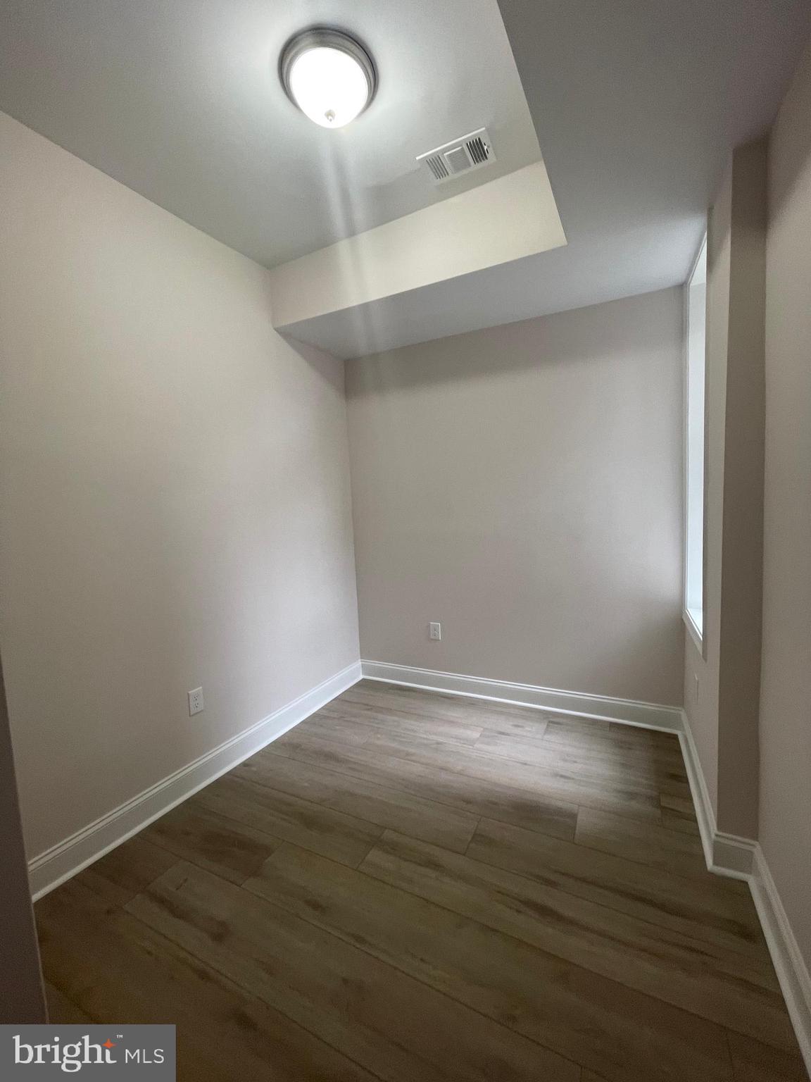 OLIVER - Residential Lease