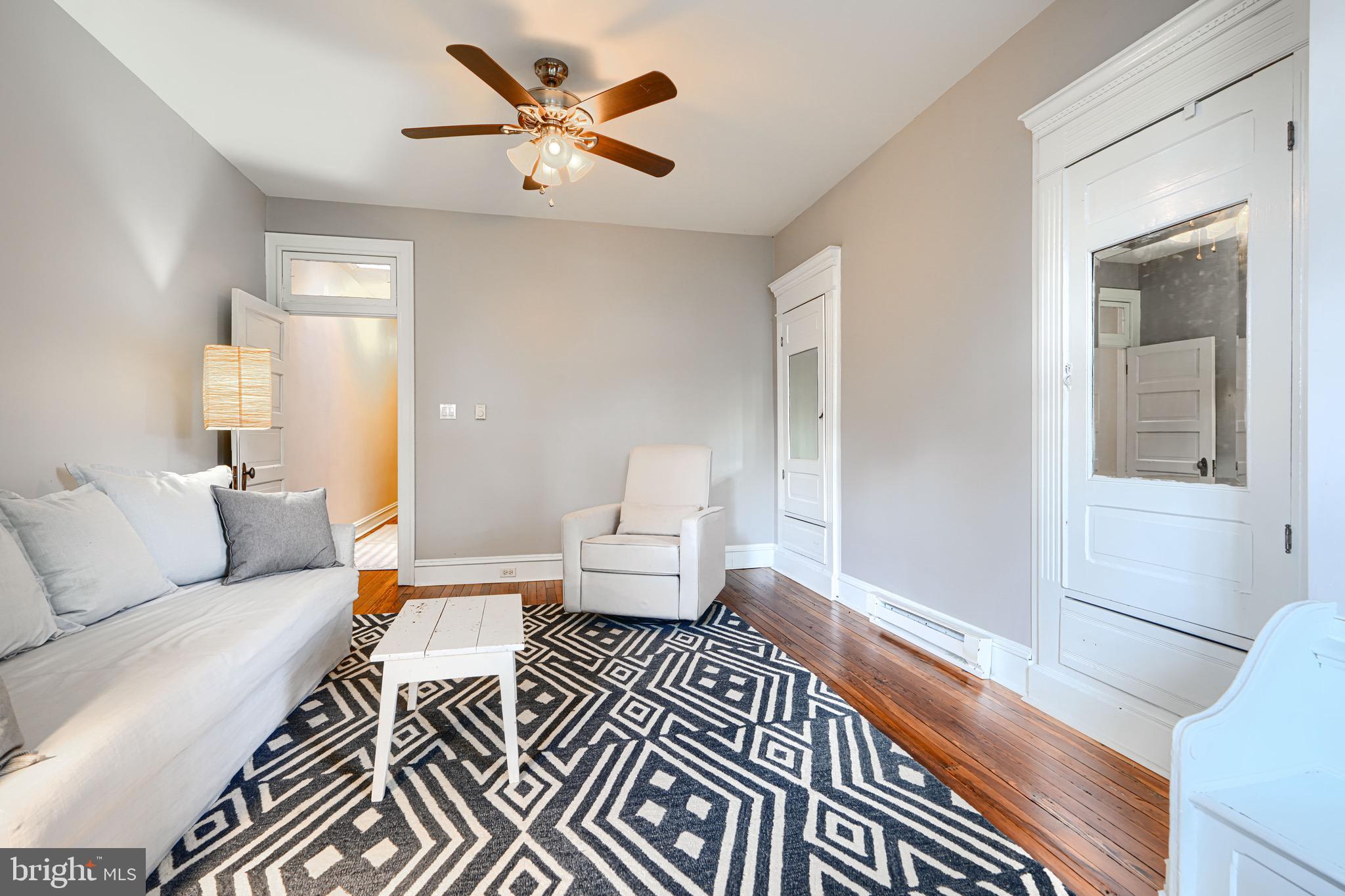 CHARLES VILLAGE - Residential