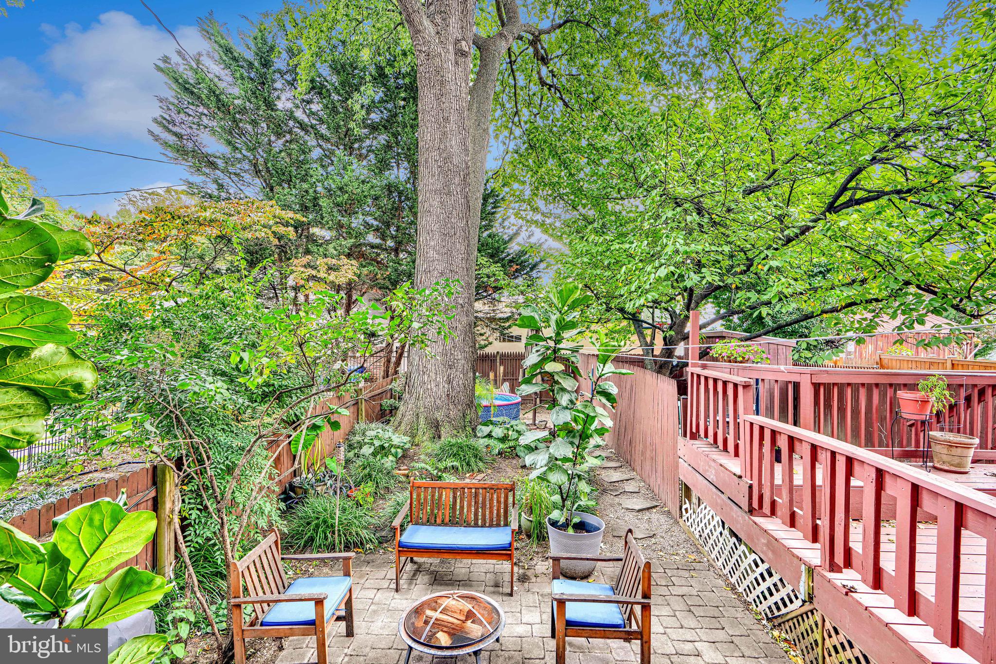 CHARLES VILLAGE - Residential