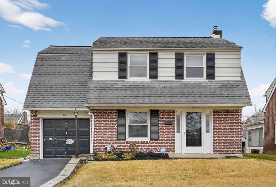 Welcome to this charming 3-bedroom, 1-bath home in the heart of Aldan, PA. Step inside to discover beautiful hardwood floors that flow throughout the home, adding warmth and timeless appeal to every room. The well-designed layout offers comfortable living spaces perfect for today's lifestyle. All three bedrooms provide ample room for rest and relaxation, while the full bathroom serves the home with classic functionality. One of the home's standout features is the delightful Florida room at the rear of the house, offering the perfect spot to enjoy your morning coffee, entertain guests, or simply unwind while taking in views of your expansive backyard. Speaking of outdoor space, the large yard provides endless possibilities for gardening, play, pets, or outdoor entertaining. Practical conveniences include basement laundry, keeping your main living areas free and clear while providing plenty of space for this essential task.
Located in the friendly borough of Aldan, you'll enjoy easy access to local shops, dining, parks, and major transportation routes, all while being part of a welcoming community atmosphere. This home offers solid value and comfortable living in a convenient location. Schedule your showing today!