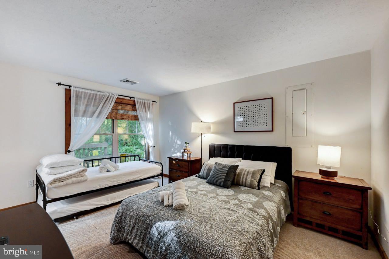 NORTH RIDGE STATION - Residential