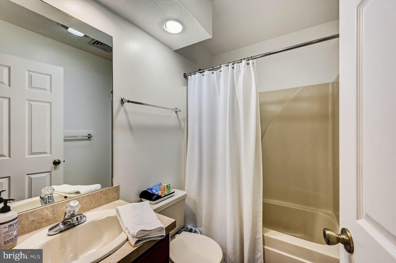 NORTH RIDGE STATION - Residential