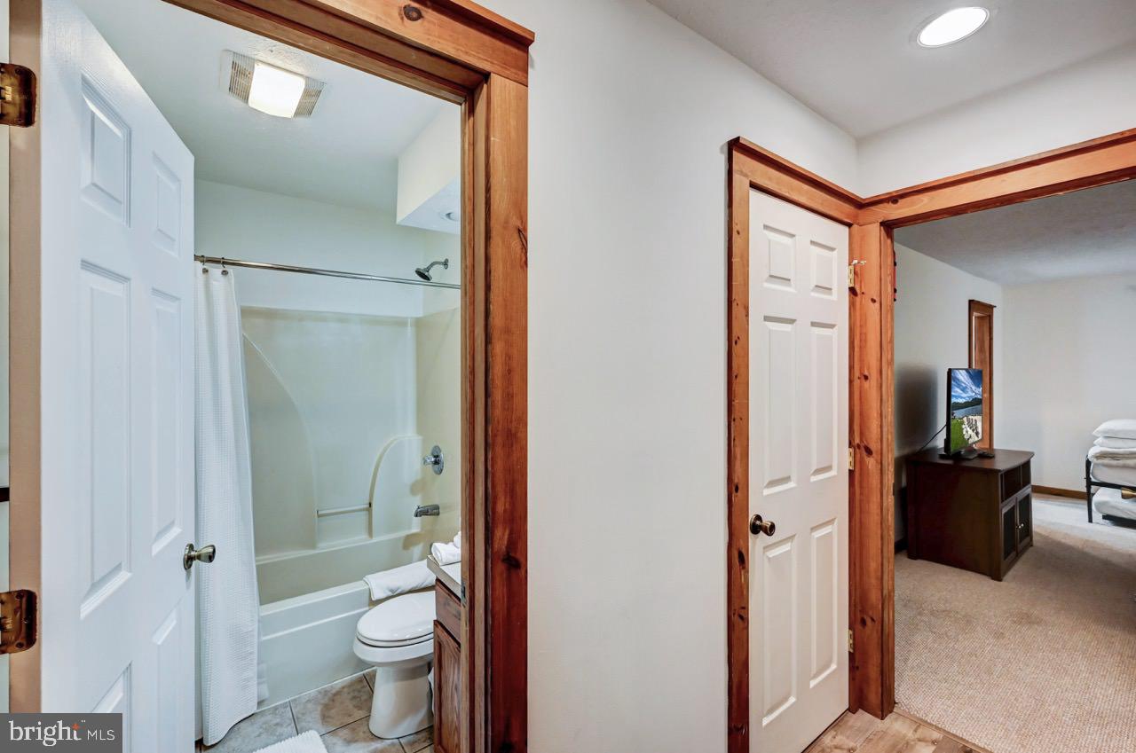 NORTH RIDGE STATION - Residential