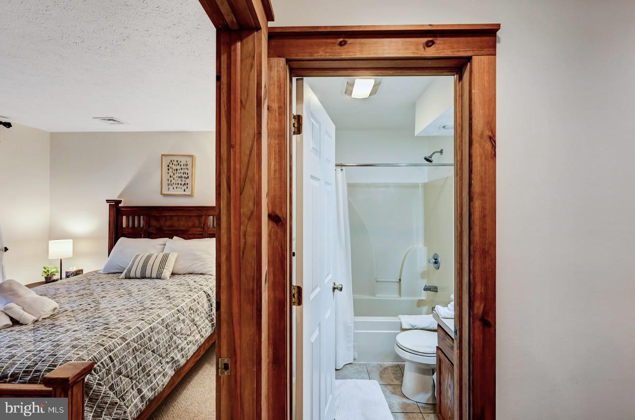 NORTH RIDGE STATION - Residential