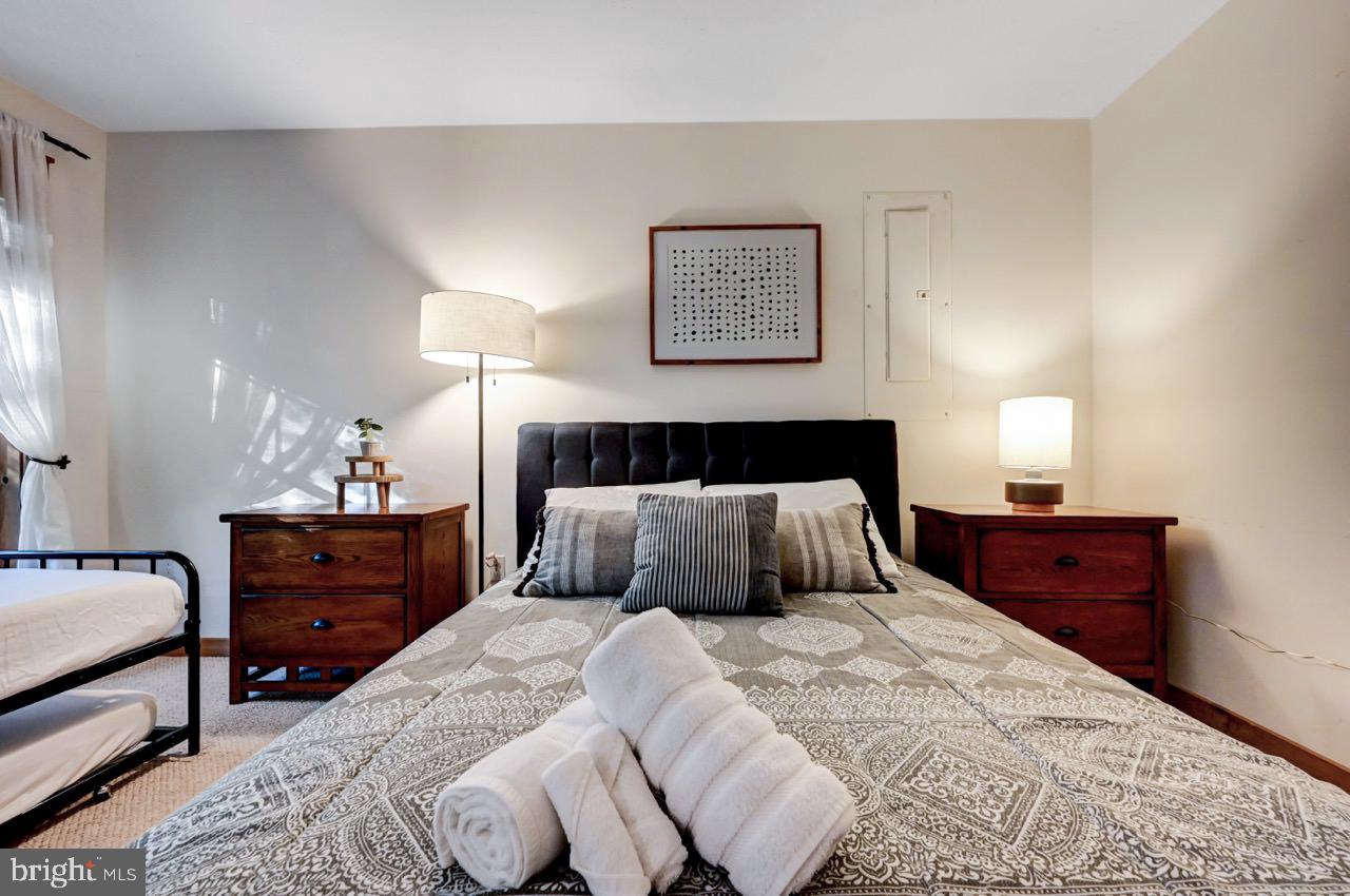 NORTH RIDGE STATION - Residential