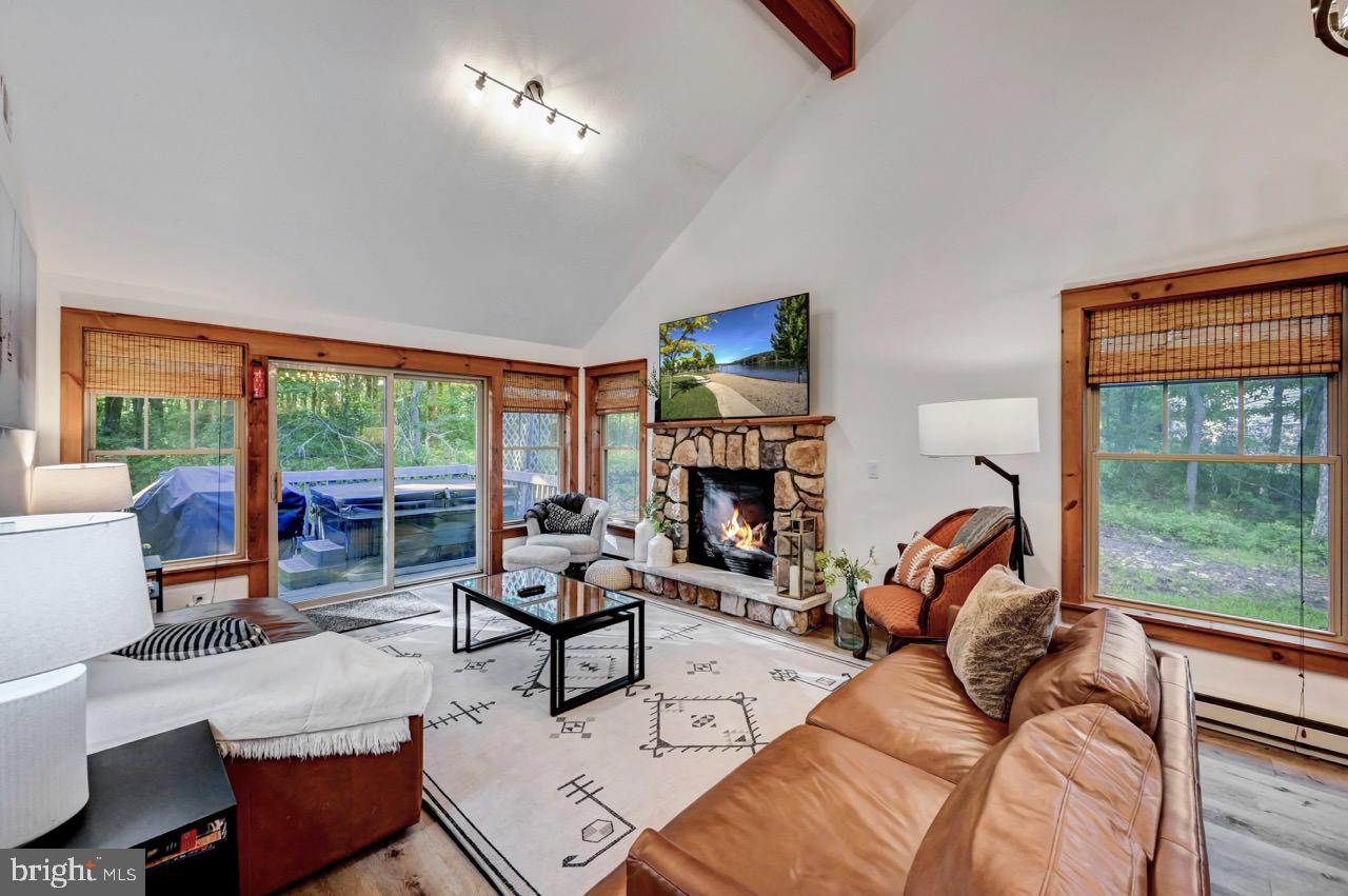 NORTH RIDGE STATION - Residential