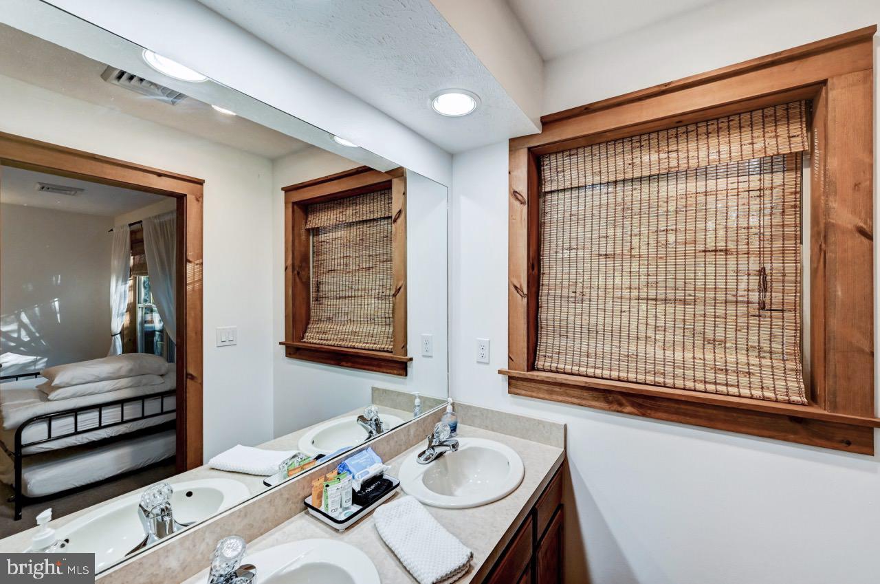 NORTH RIDGE STATION - Residential