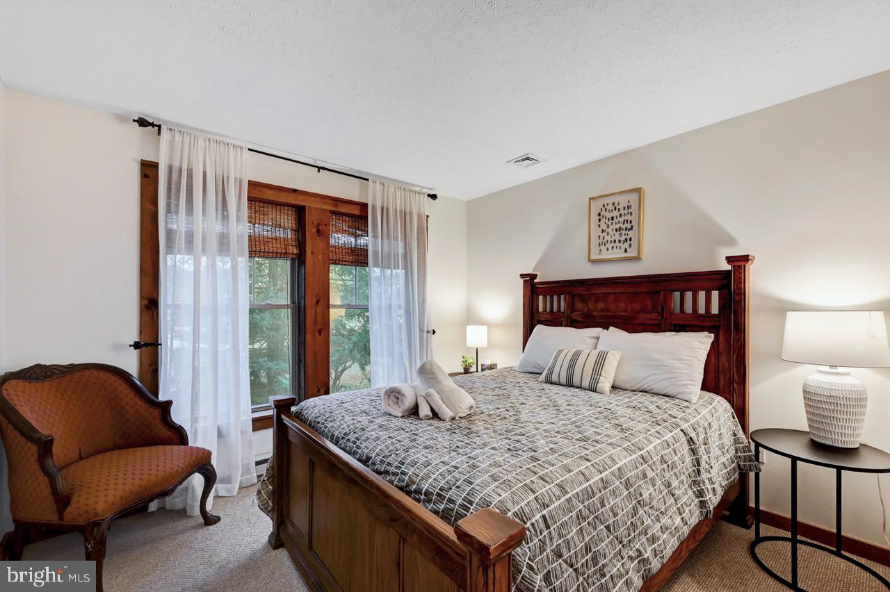 NORTH RIDGE STATION - Residential