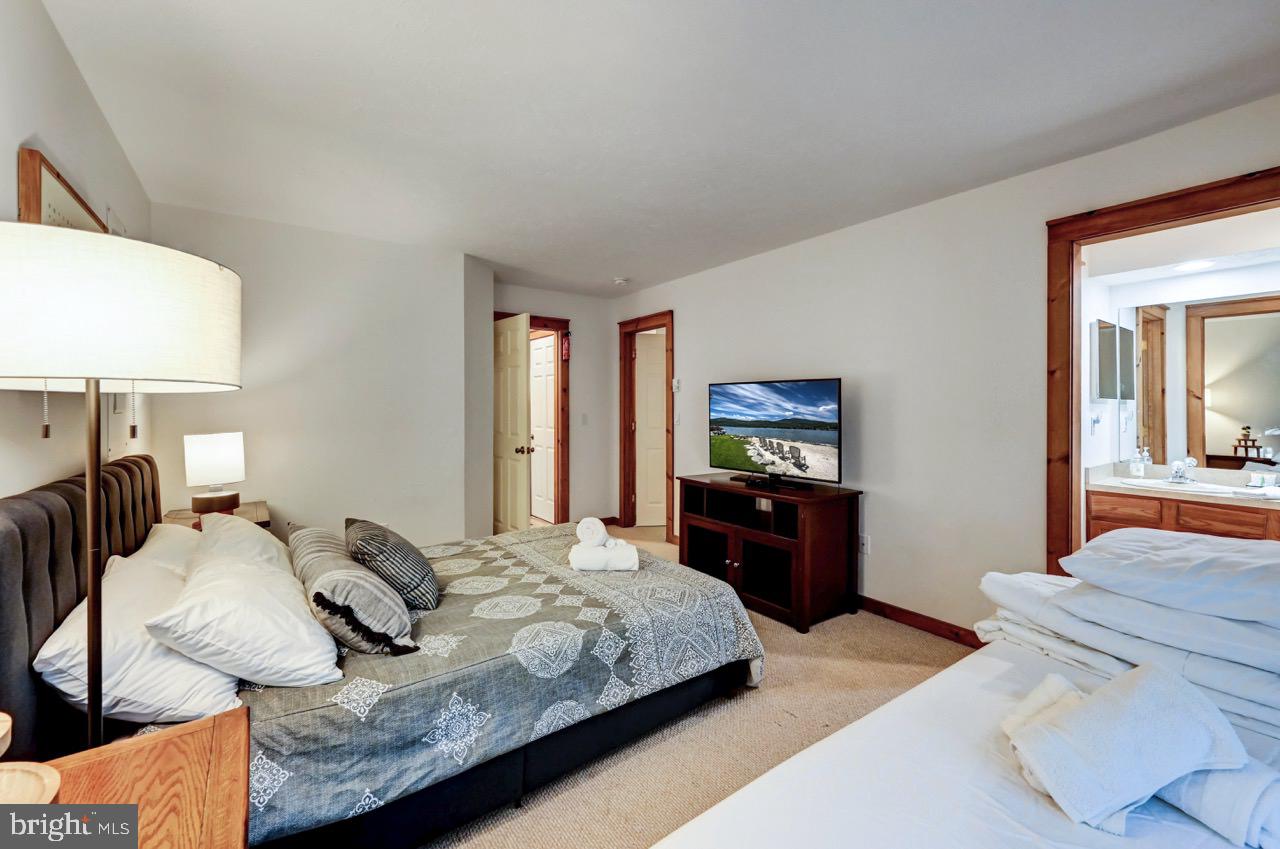 NORTH RIDGE STATION - Residential