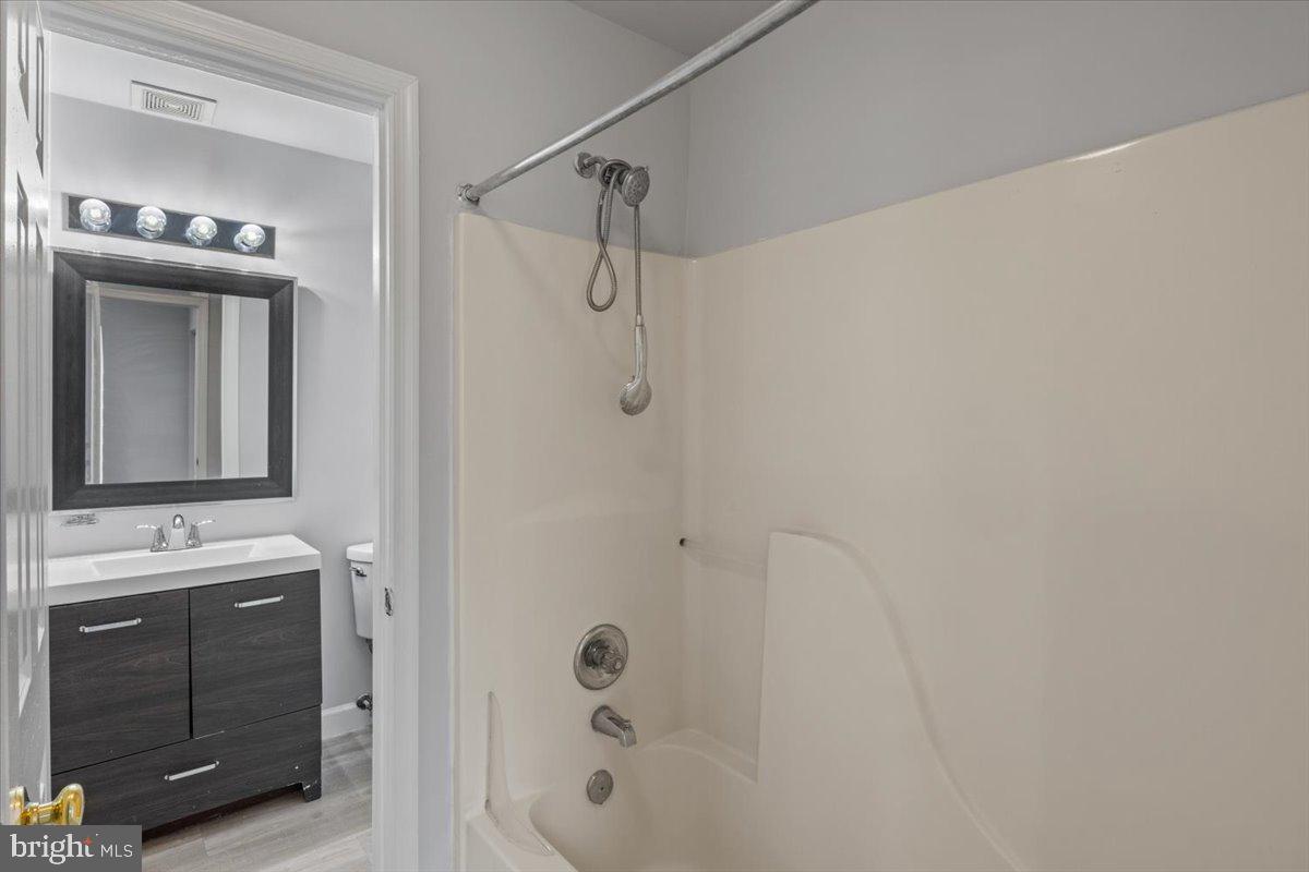 ROSEDALE ESTATES - Residential