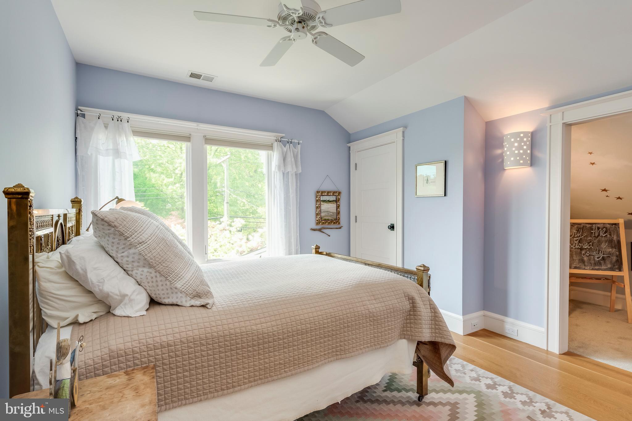 MURRAY HILL - Residential